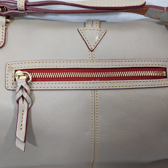 Fall Color Dooney & Bourke Florentine Med Toggle Crossbody Bag Leather  Ecru - Picture 5 of 13